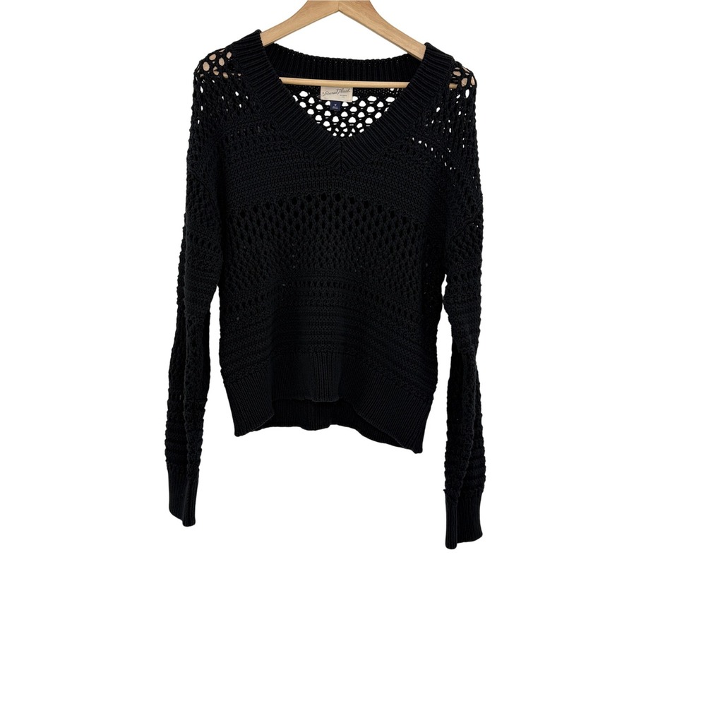 Universal Thread Black Crochet Knit V Neck Long Sleeve Pullover Sweater‎